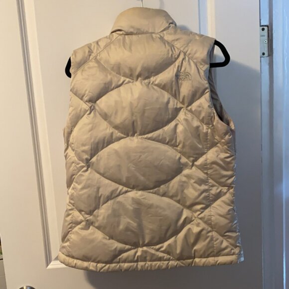 White North Face Vest - Size Large - Picture 2 of 6